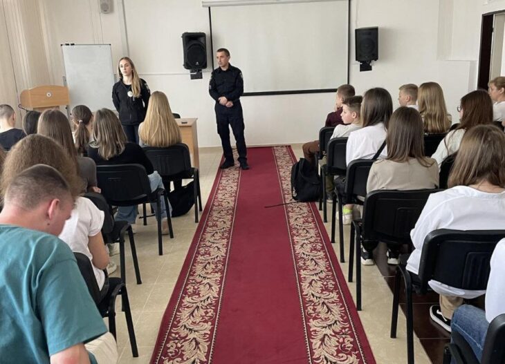 Тематична зустріч із працівниками ювенальної поліції