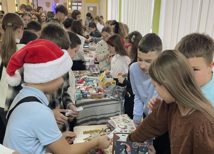 Традиційний новорічно-різдвяний ярмарок на допомогу ЗСУ