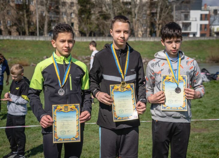 Чемпіонат Закарпатської області серед юнаків та дівчат з легкоатлетичного кросу